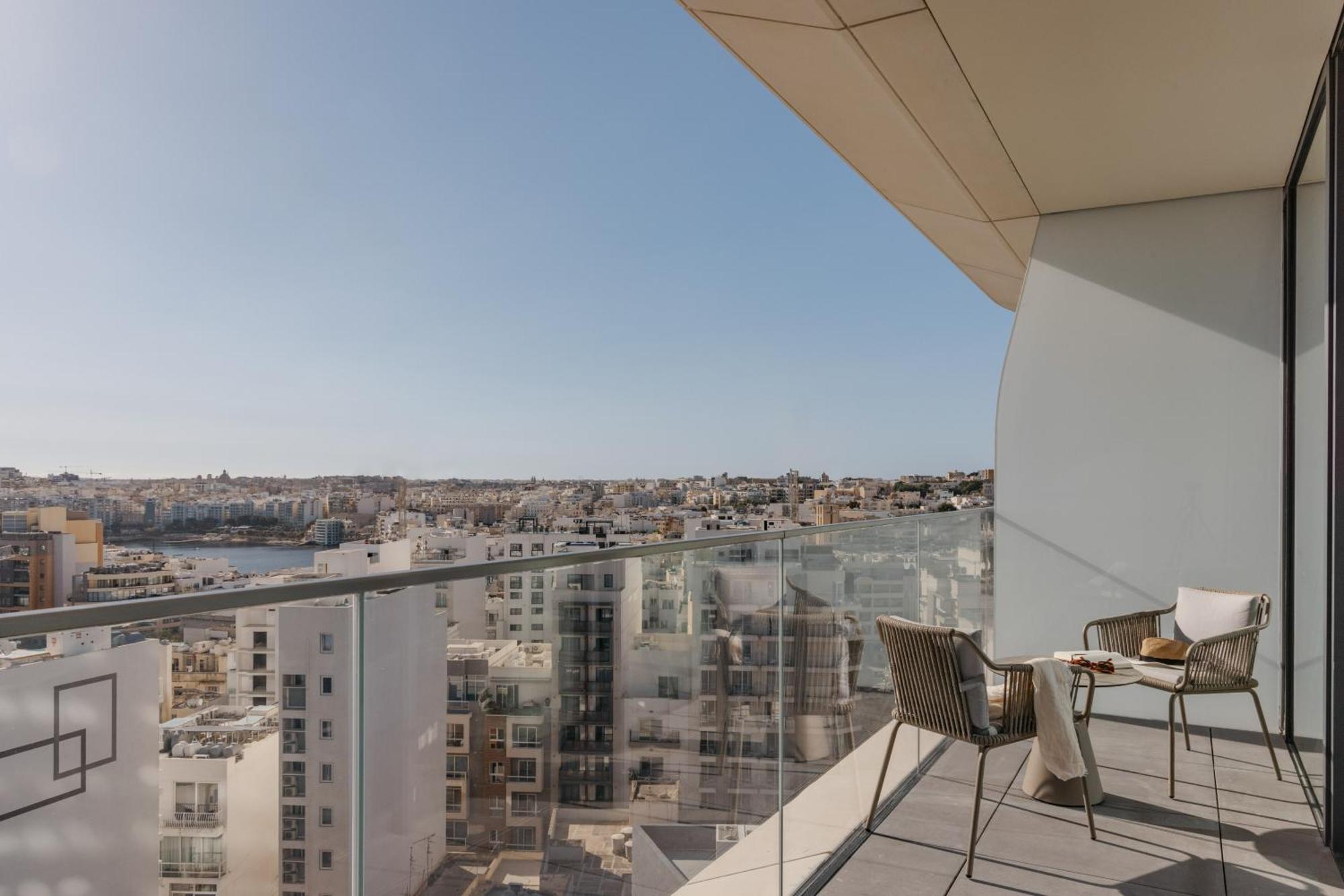 Me Malta By Melia Hotel San Ġiljan Kültér fotó
