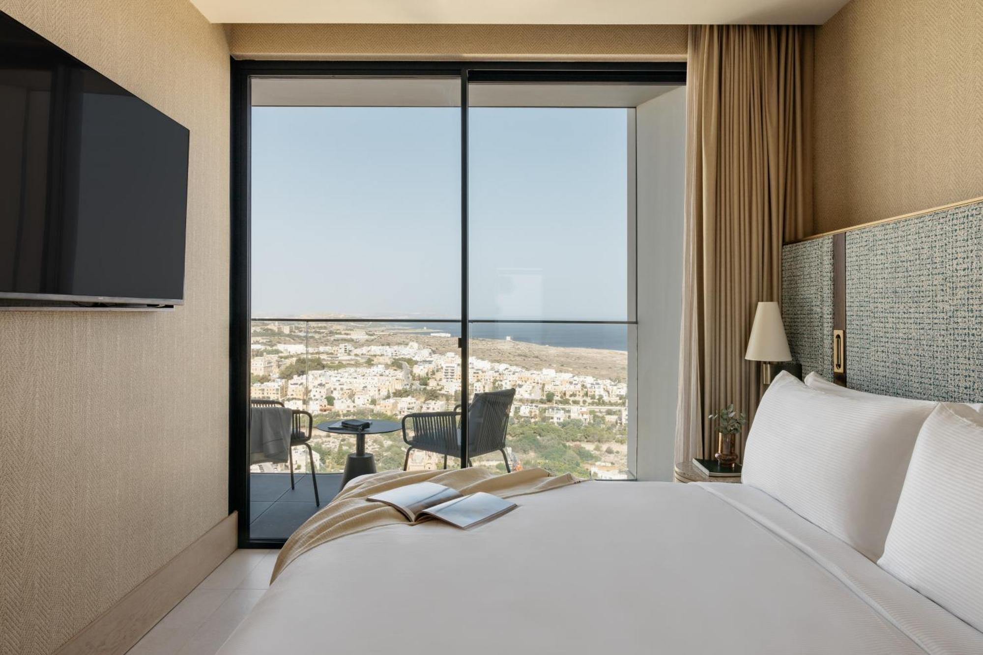 Me Malta By Melia Hotel San Ġiljan Kültér fotó