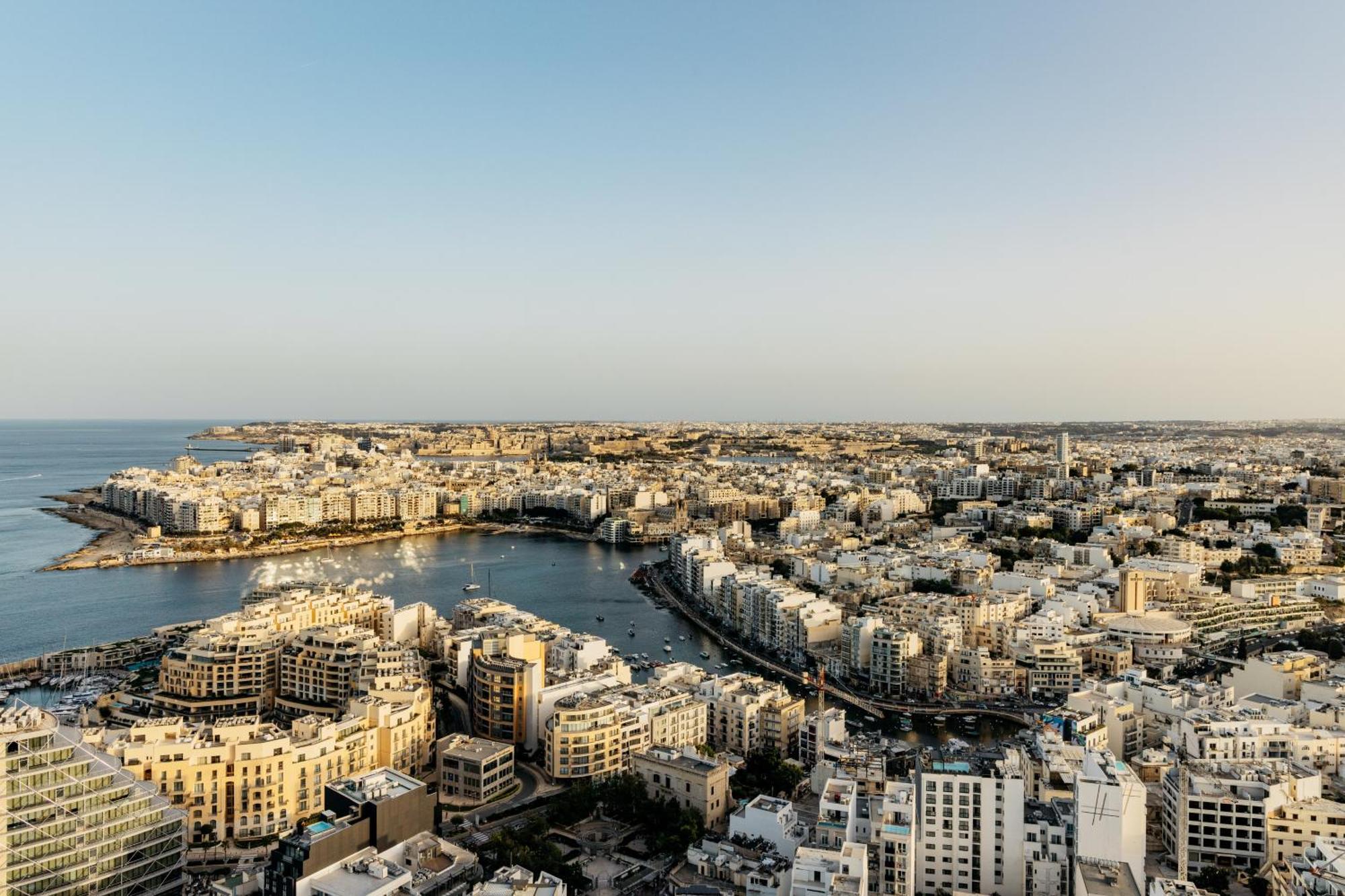 Me Malta By Melia Hotel San Ġiljan Kültér fotó